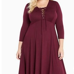 Plus size midi dress (Torrid)